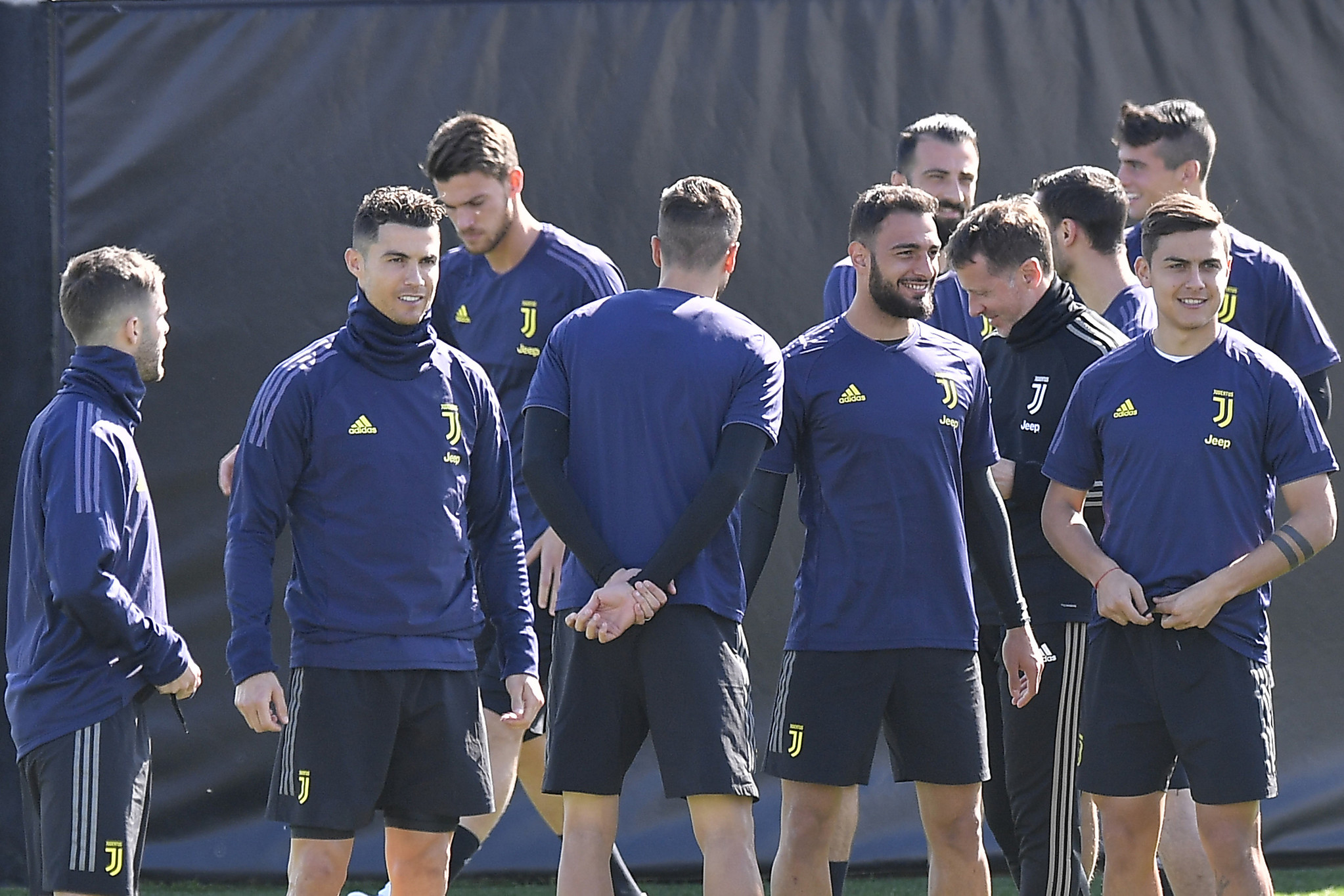 包含东契奇官方宣布最后时刻胜出新规，尤文图斯引发争议！的词条-爱游戏app下载